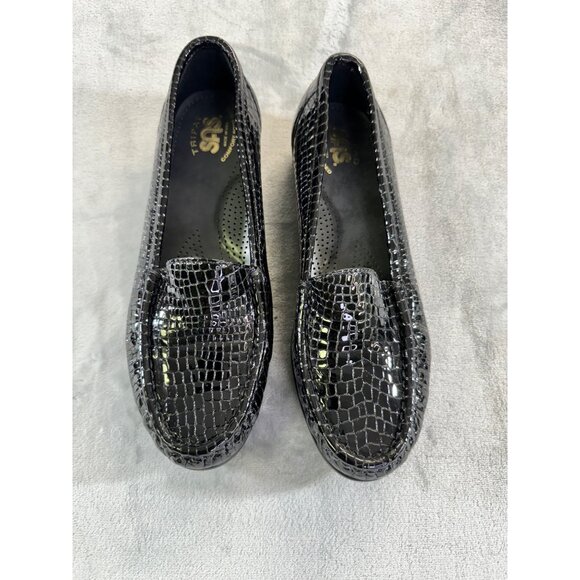 SAS women's size 7.5 M black patent leather comfort slip on loafers Alligator pr - Picture 1 of 16